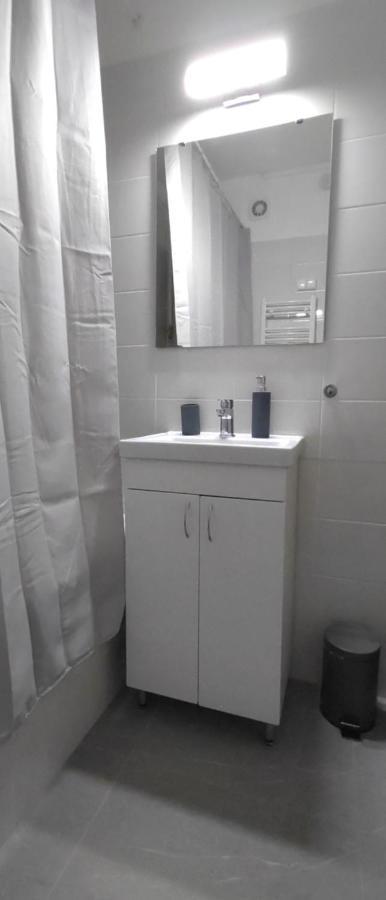 Blue Moon Apartman เอ็กเกอร์ ภายนอก รูปภาพ